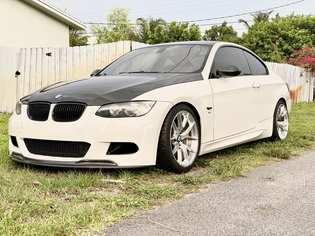 BMW E90 LCI Sedan 3 Series with 17 VS-5RS in Anthracite on BMW E90 E91 LCI  - Apex Album