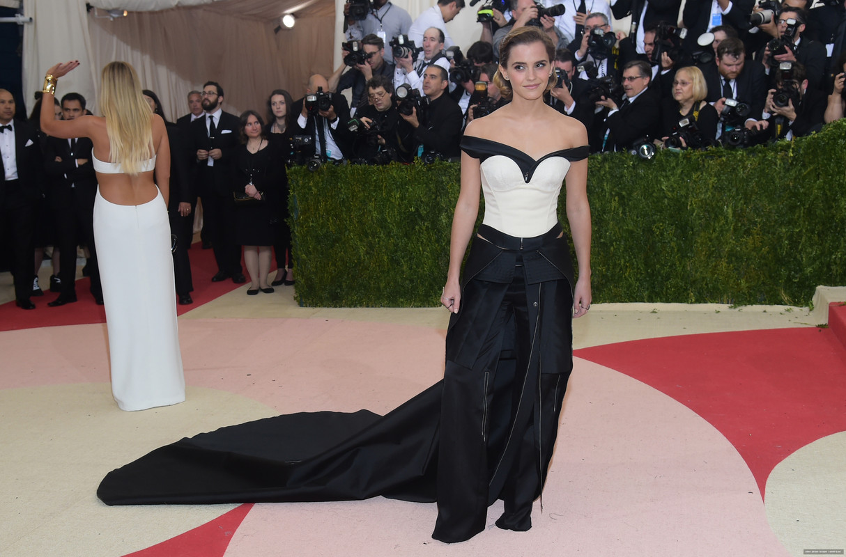 emmawatson-updates.com (282)