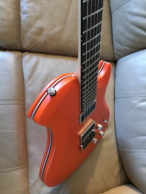 EB5B1E8A-21F1-4384-ACC8-740236F6A57E