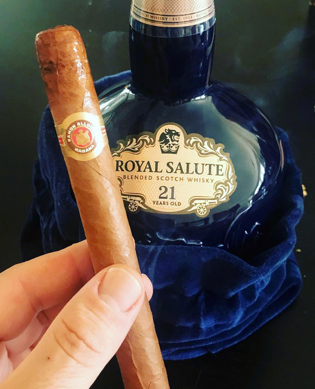 C3F7B9A7-3195-4042-8A30-734869696391