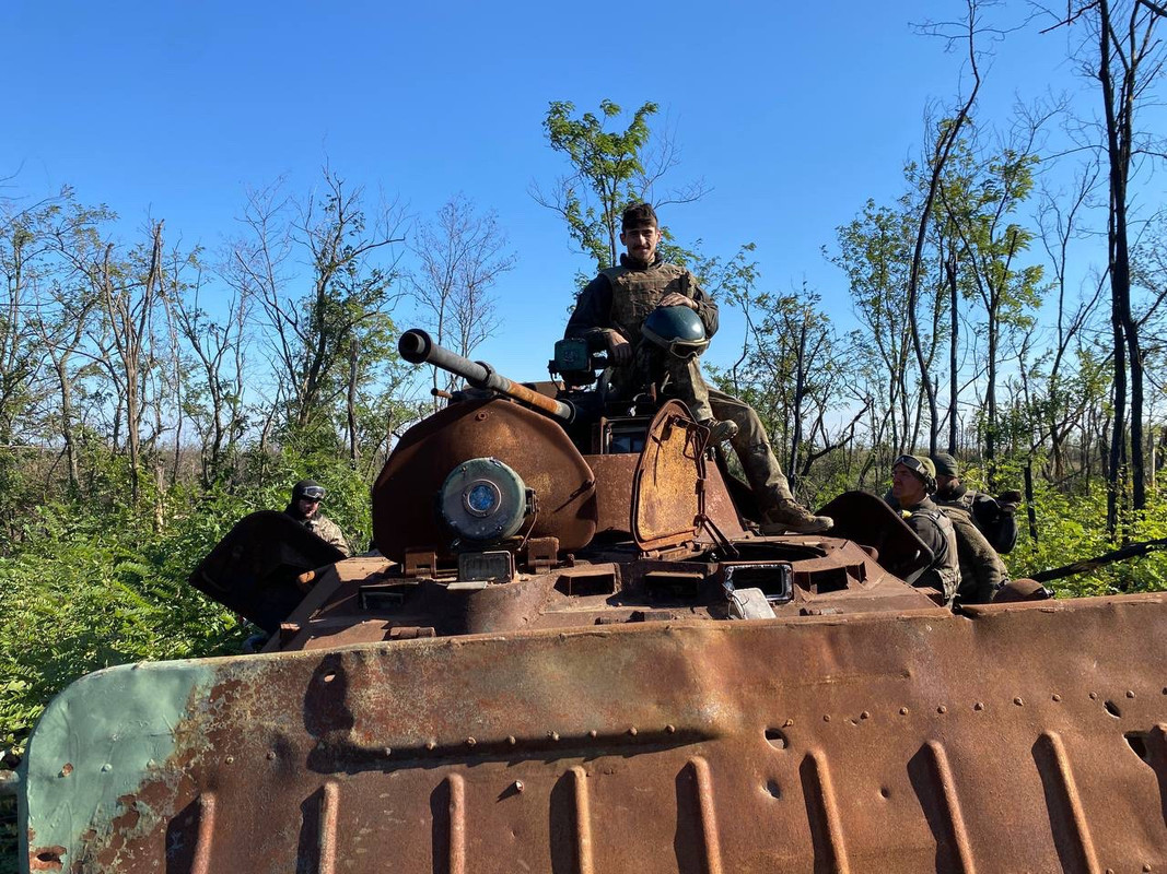 1010 BTR-82A destr 23 10 23