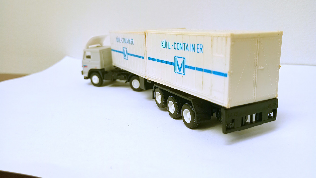 Mach (3744)