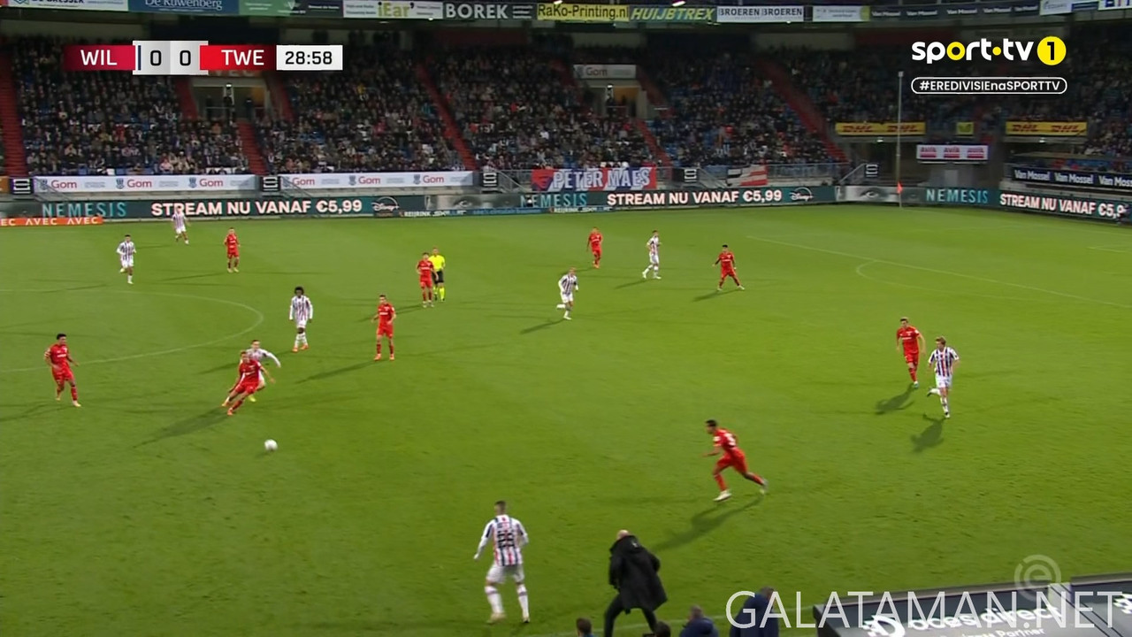 [Image: 20241104-EREDIVISIE-M11-HGS-1080-mkv-sna...57-913.jpg]