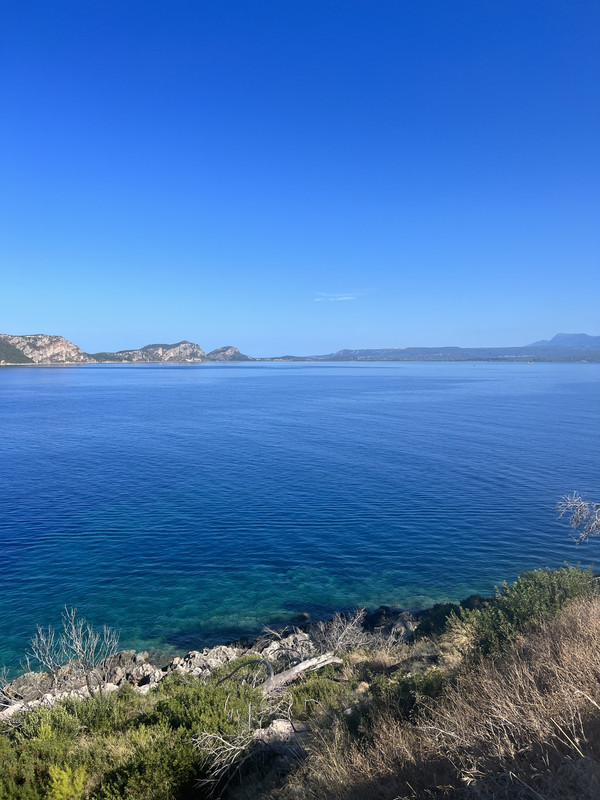 747F785D-83F0-41BF-865A-A1F2913FC065