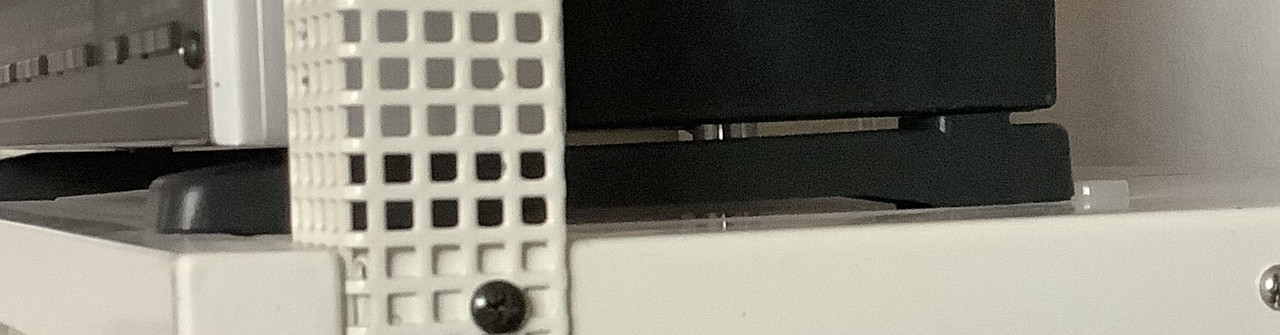 8C6E88B4-D11C-4F39-B881-3401A70ECCFD