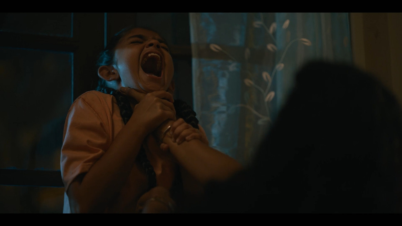 typewriter season 1 episode 3 - the ghost of sultanpore.mkv[2020