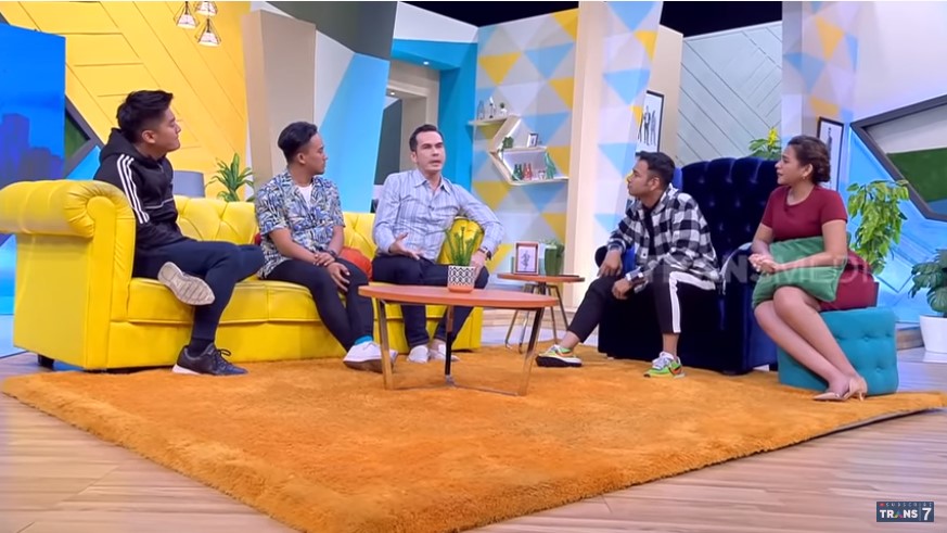 Atalarik Syah di Okay Bos Trans 7