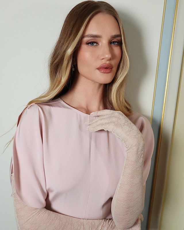 Rosie Huntington-Whiteley nuova global ambassador Tiffany Rosie Huntington-Whiteley nuova global ambassador Tiffany