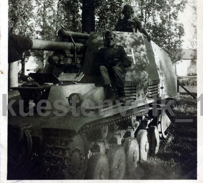 Panzer Fliegerdeckung SdKfz Wespe Kennung H KWK 10,5cm 2WK