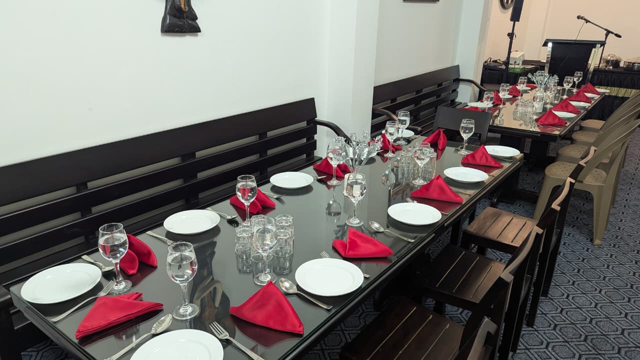 Aura Event Lounge