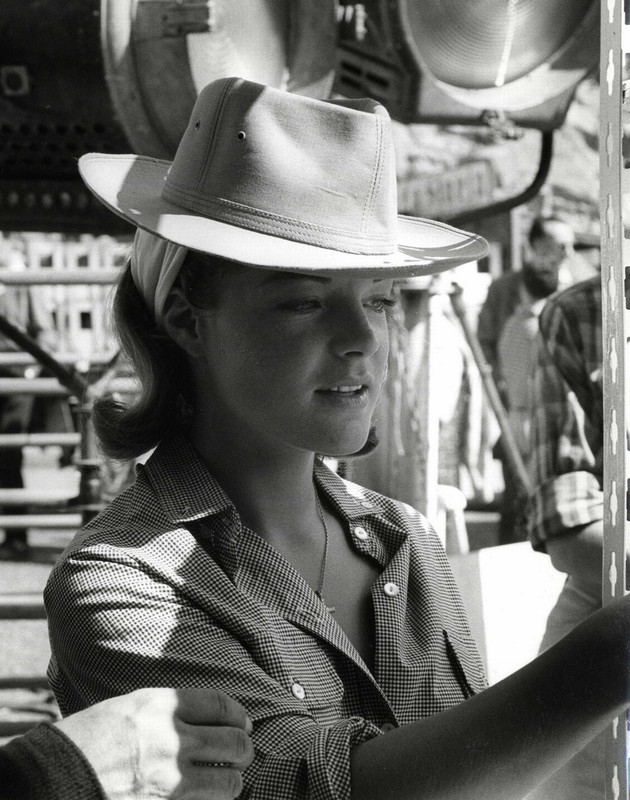 romy_schneider_jv28