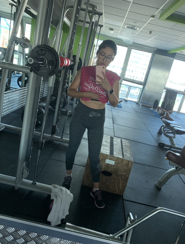 7BFF85AB-B2D3-4E5F-BA3E-1145E1F49849