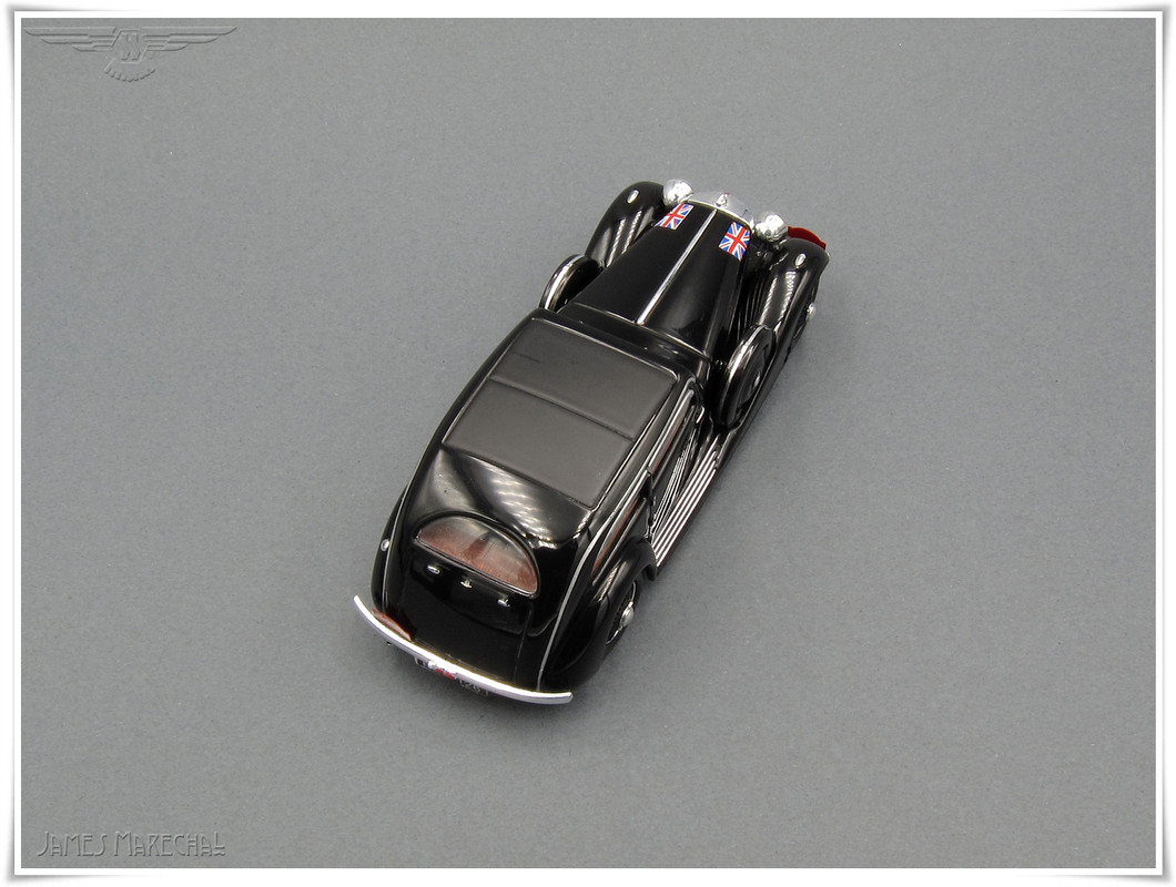 SS1 Airline Saloon (5) Ixo