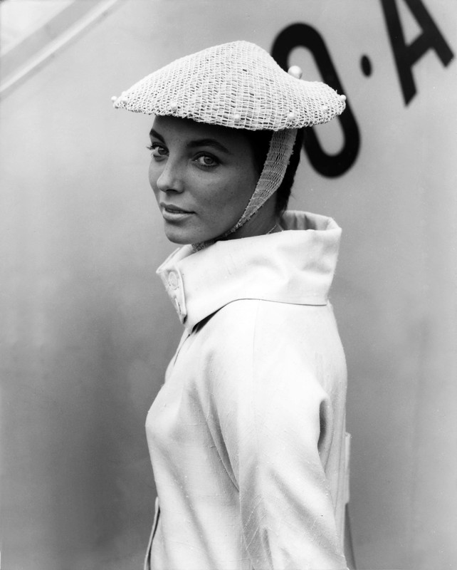 Joan_Collins_d13