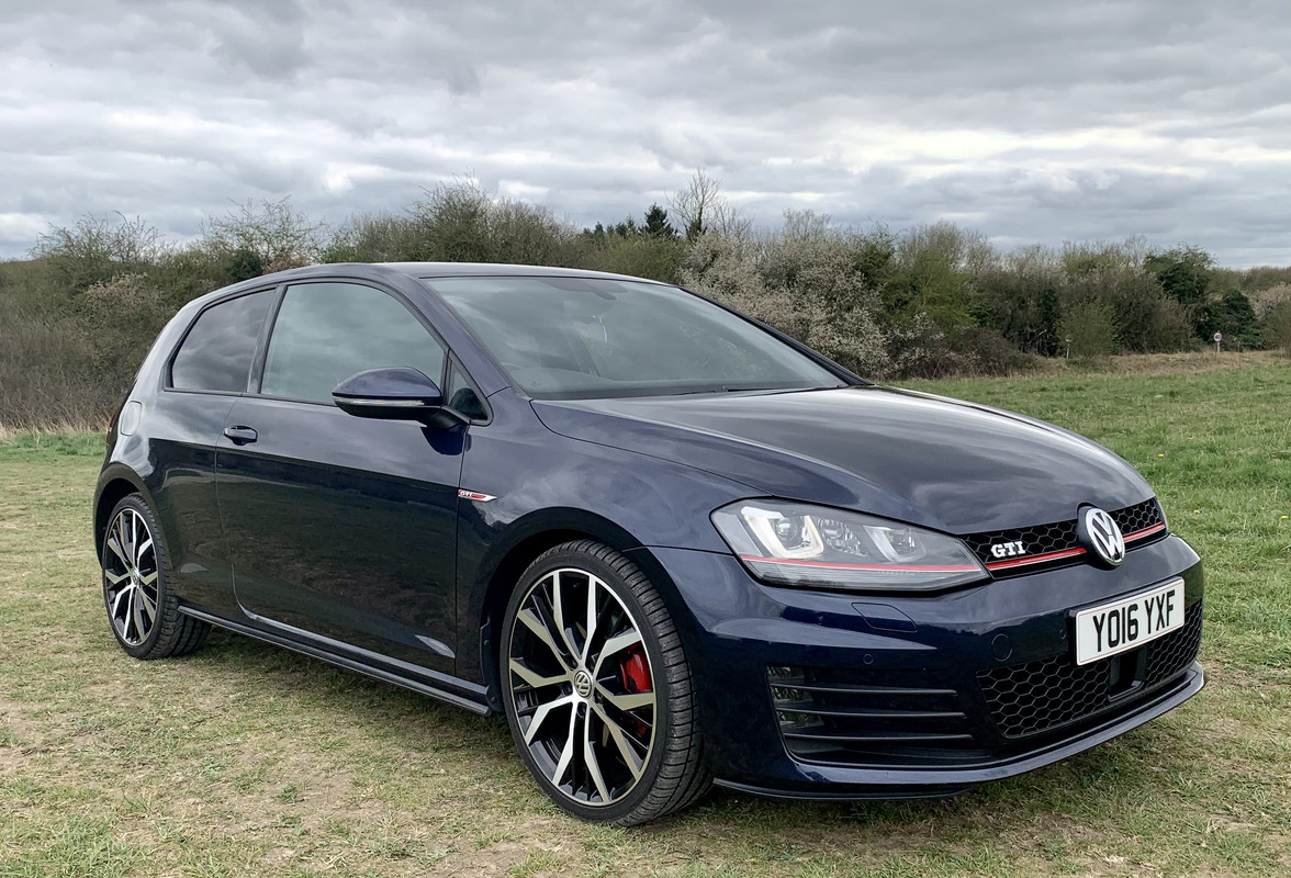 73A94F0C-40DE-40F2-BA90-D989B1CF5E39