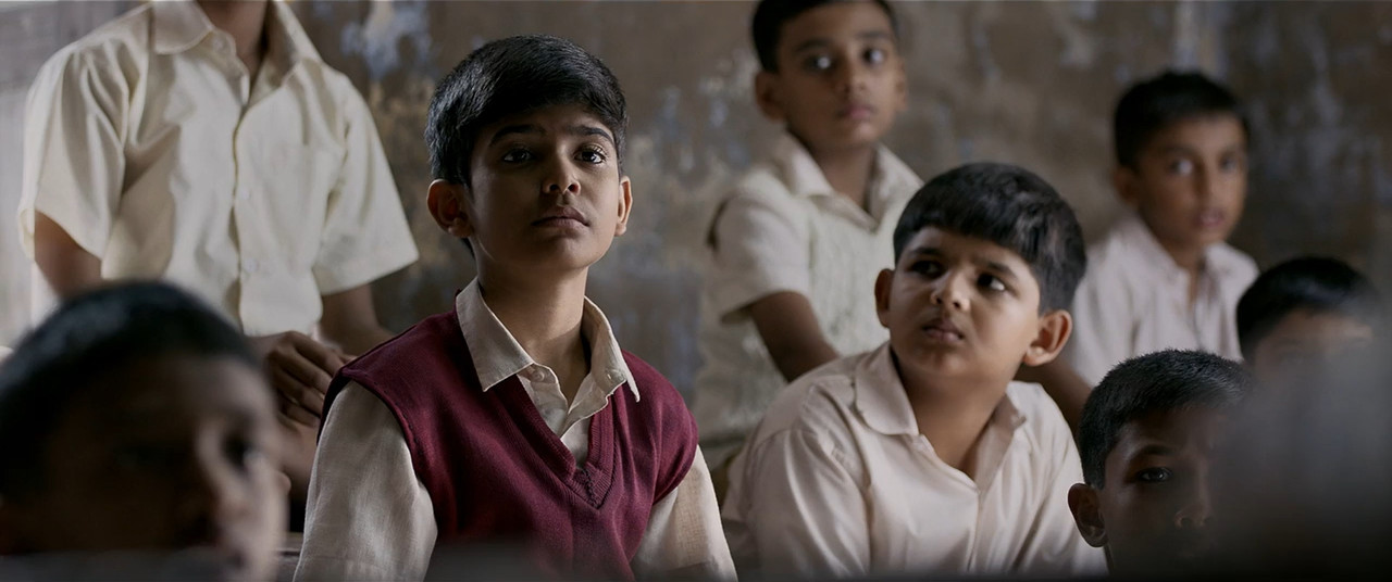 Chalo Jeete Hain 2018 WebRip [Hindi + Tamil + Telugu + English] 480p, 720p ESub Screenshot