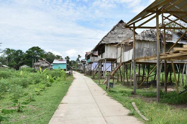 3 SEMANAS EN PERÚ del Amazonas a Machu Picchu 2019 - Blogs de Peru - Día 1. Iquitos El Amazonas despues de 4 vuelos (11)