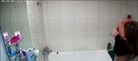 [Image: Voyeur62245112850.jpg]