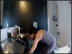 [Image: Voyeur13125121630.jpg]