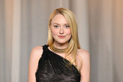 Dakota-Fanning6th-Academy-Museum-Gala413