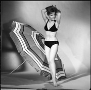 ingrid-pitt-c56