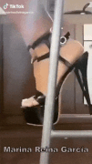 Gif Marina Reina García Zapatos negros de Plataforma con Tacón Alto en TikTok