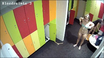 [Image: Voyeur21895112746.jpg]