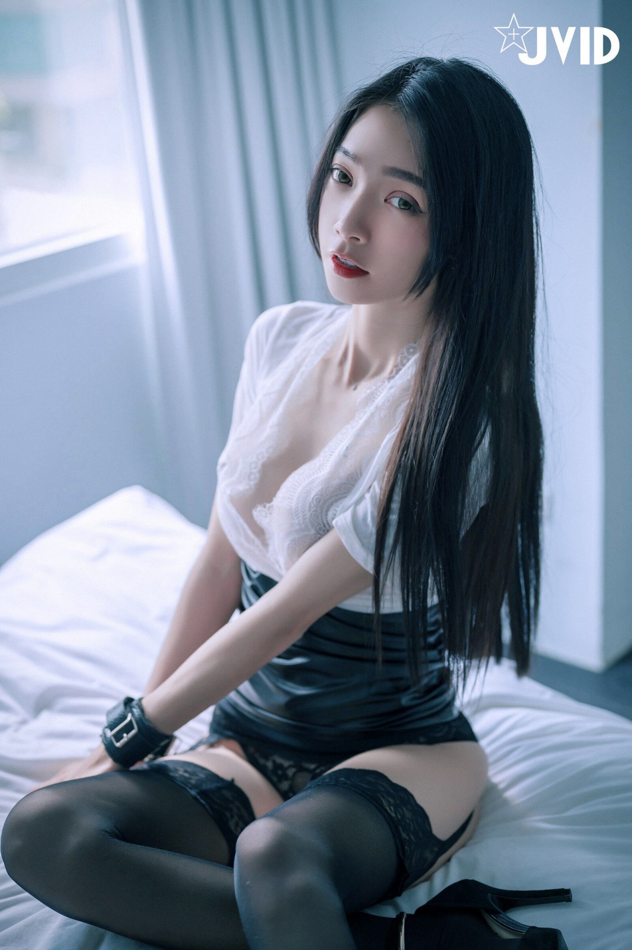 jvid 飘 飘《性感保险业务员》写真作品欣赏，较为性感的风格插图2