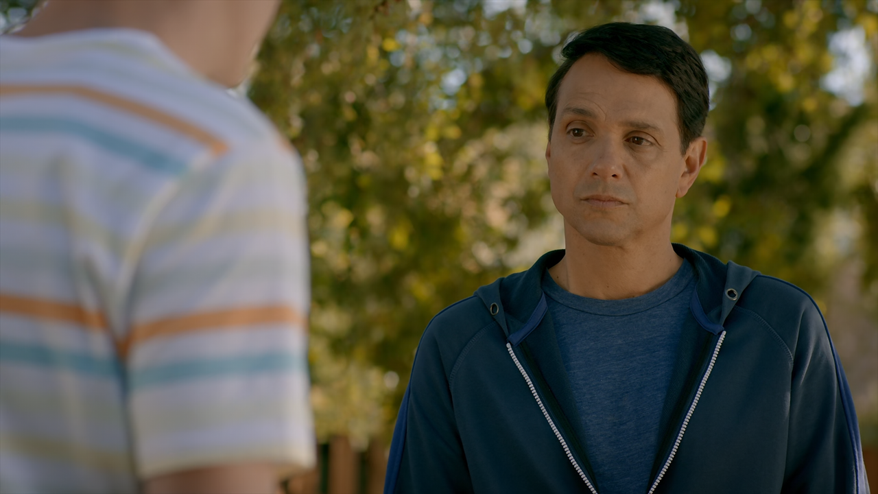 Cobra.Kai.S02E05.All.In.1080p.10bit.BluRay.AAC5.1.HEVC-Vyndros.mkv_snapshot_07.45_[2020.12.26_19.37.