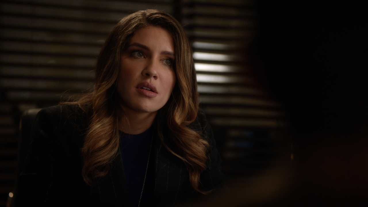 Arrow.S07E12.Emerald.Archer.1080p.10bit.NF.WEB-DL.AAC5.1.HEVC-Vy