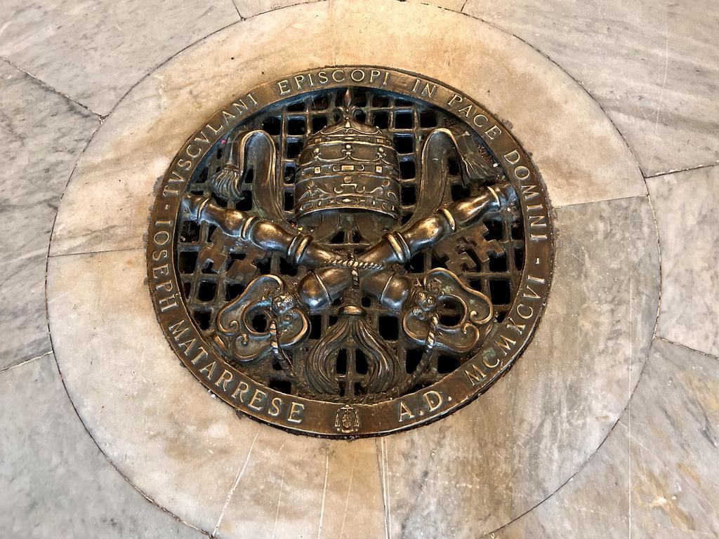 Жаркий сентябрь на побережье Тирренского моря.