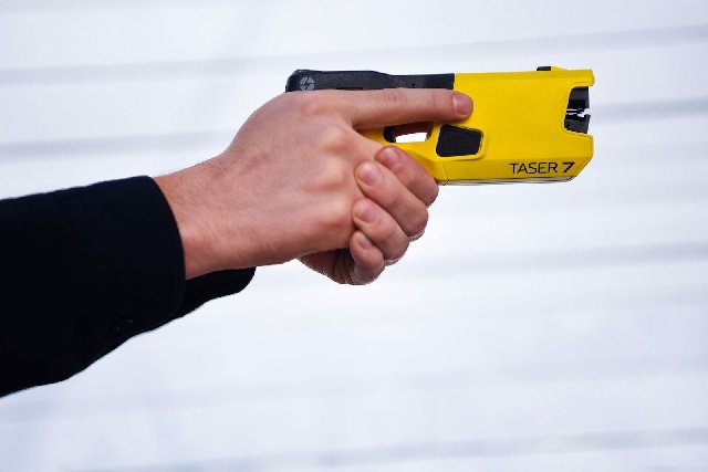 [Image: taser-7.jpg]