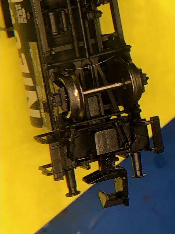 F0939E44-18A7-4694-B97F-56D113730966