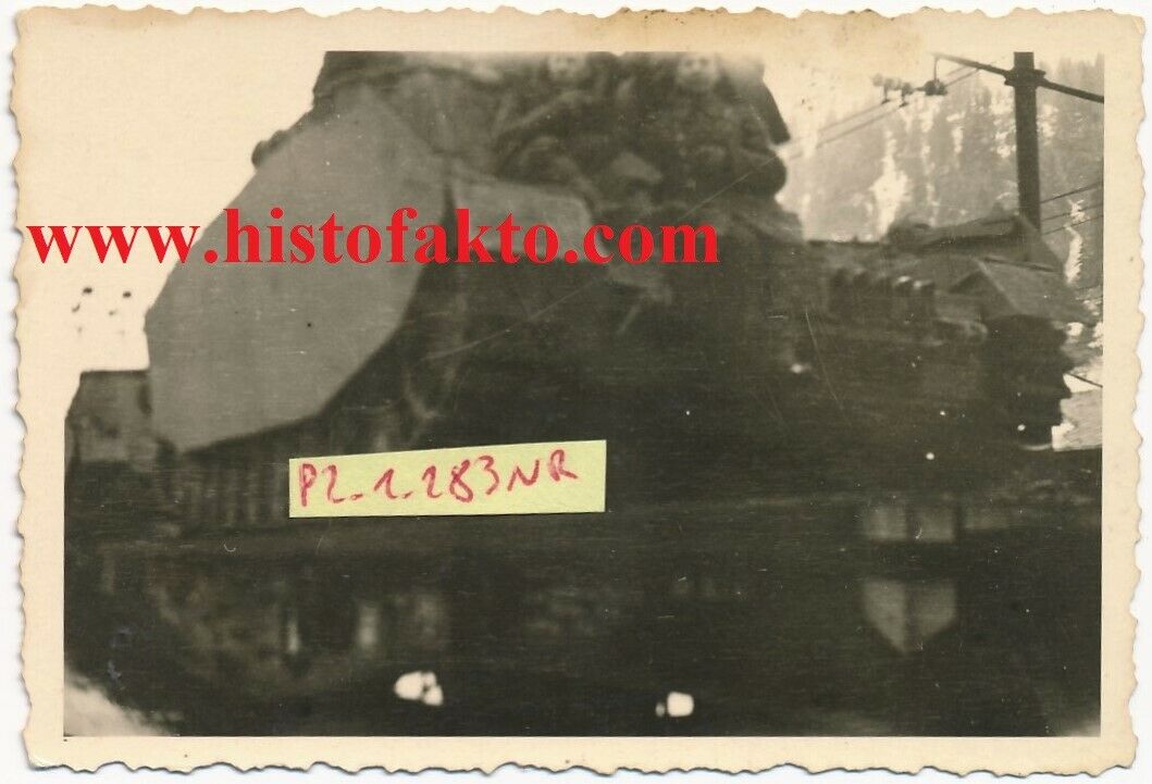 Sturmgeschütz STURMPANZER IV Brummbär per Bahn nach Italien