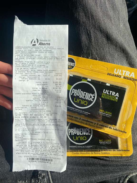 Farmacias del Ahorro: 2x1 Condones Prudence Uniq con Monedero del Ahorro 
