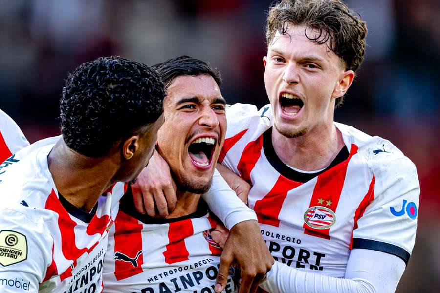 Sparta Rotterdam vs PSV Eindhoven, 23h45 ngày 11/04