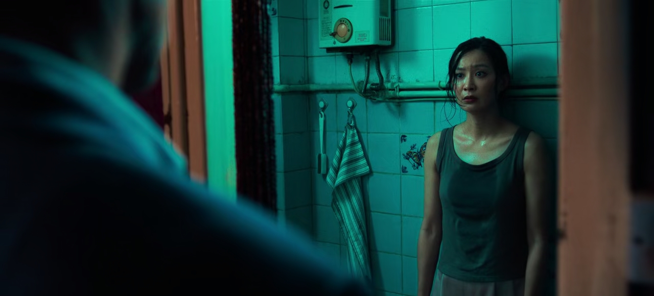 Ballad of a Small Player 2025 720p NF WEB DL x265 10Bit Pahe mkv snapshot 00 18 37 466