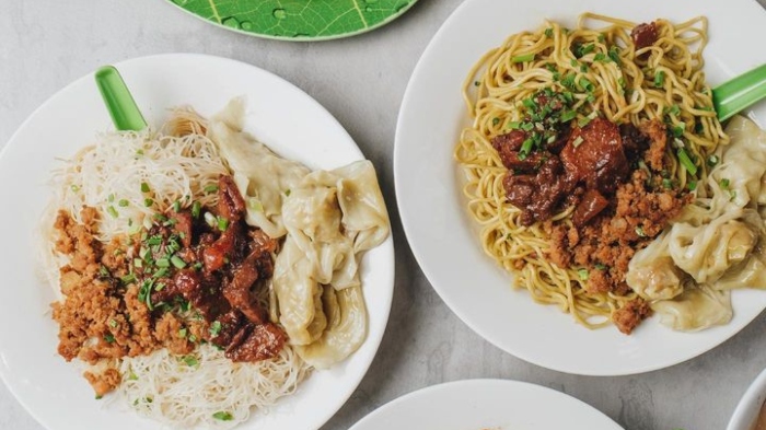 Bakmi Aloi, pilihan tempat makan malam enak di Palembang.