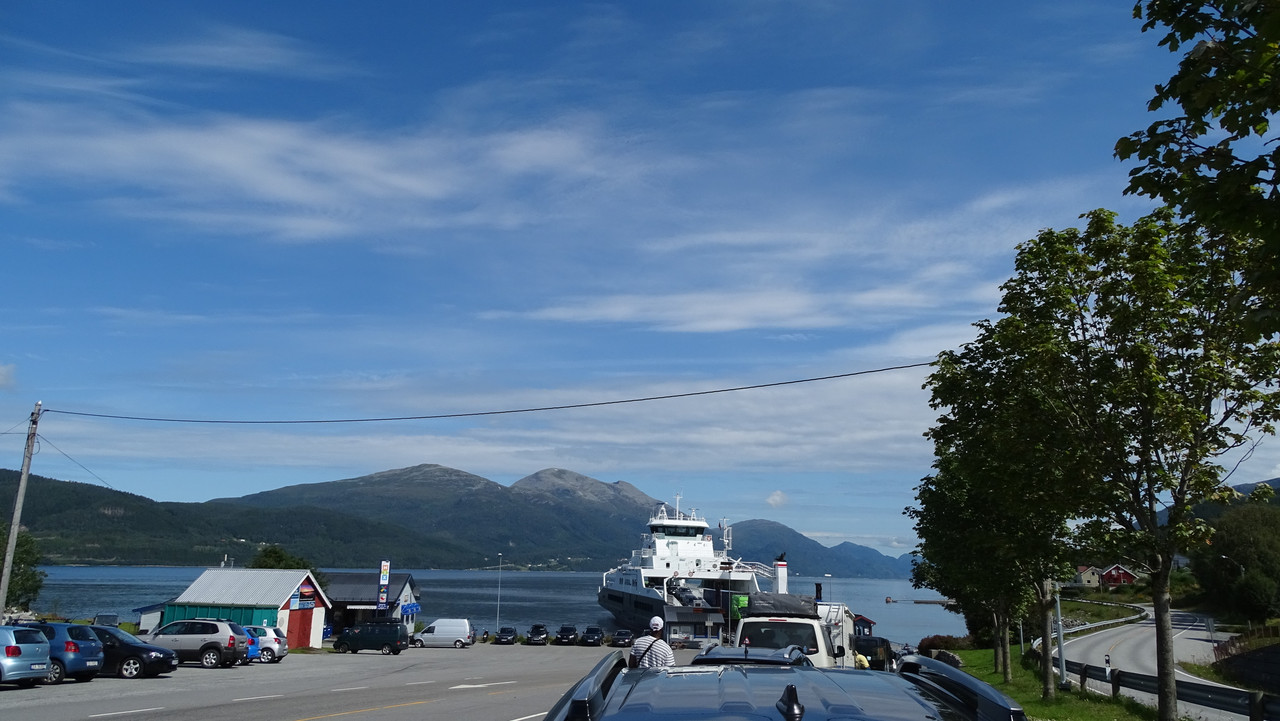 DSC01053.jpg