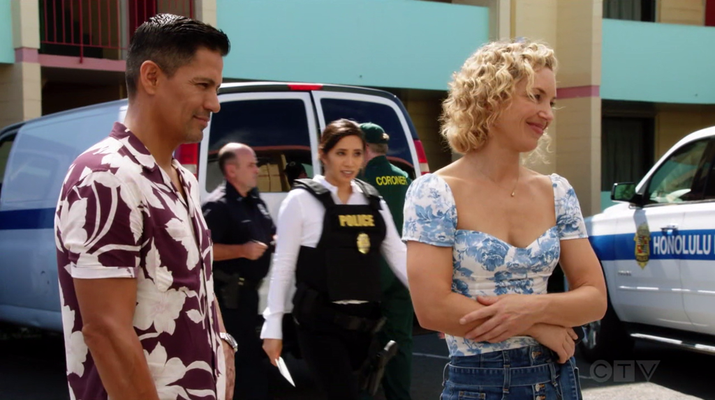Magnum-P-I-2018-S04-E19-720p-HDTV-x264-SYNCOPY-mkv7.png