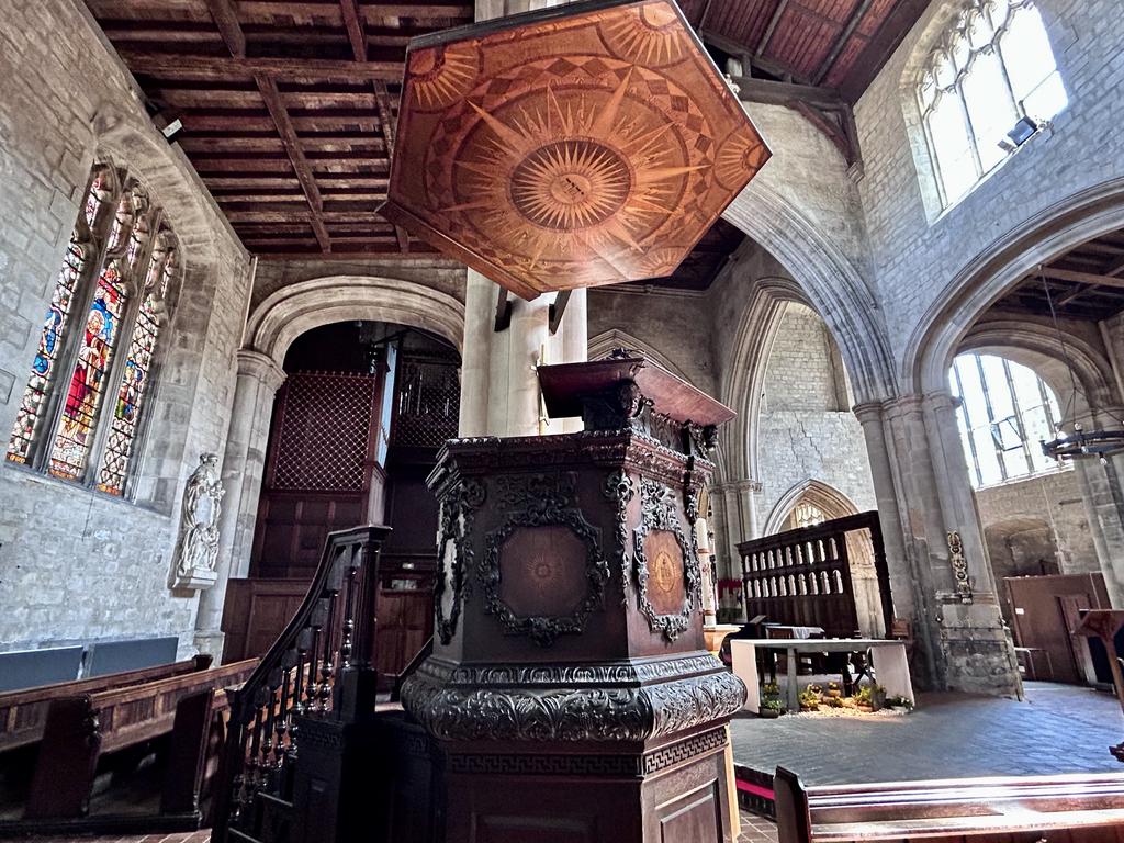 Пёстрая лента. Путешествие по сельским дорогам Англии в мае 2025 г.