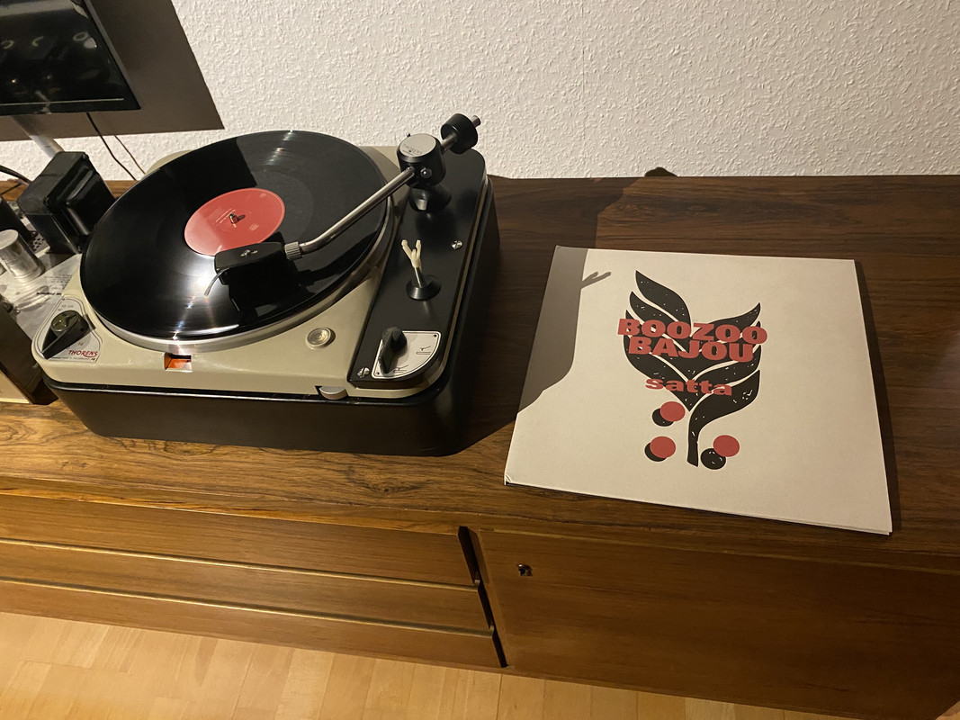 4B562B05-5C6F-479D-89E0-0B6A2B6C58B9