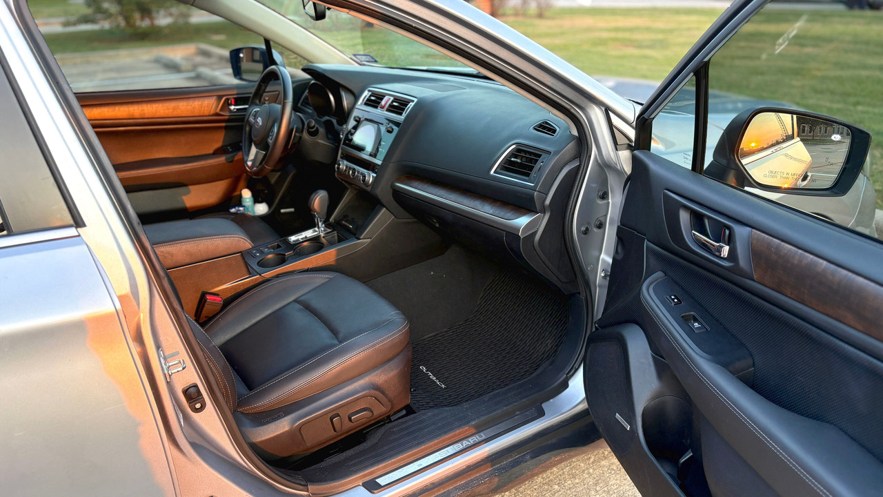 Vehicle thumbnail 12