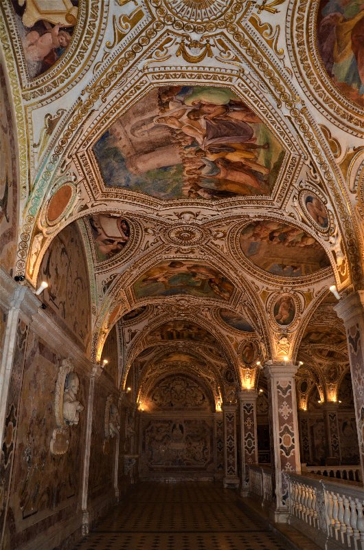 SALERNO-24-9-2018 - Italia y sus pueblos-2018/2019/2023 (38)