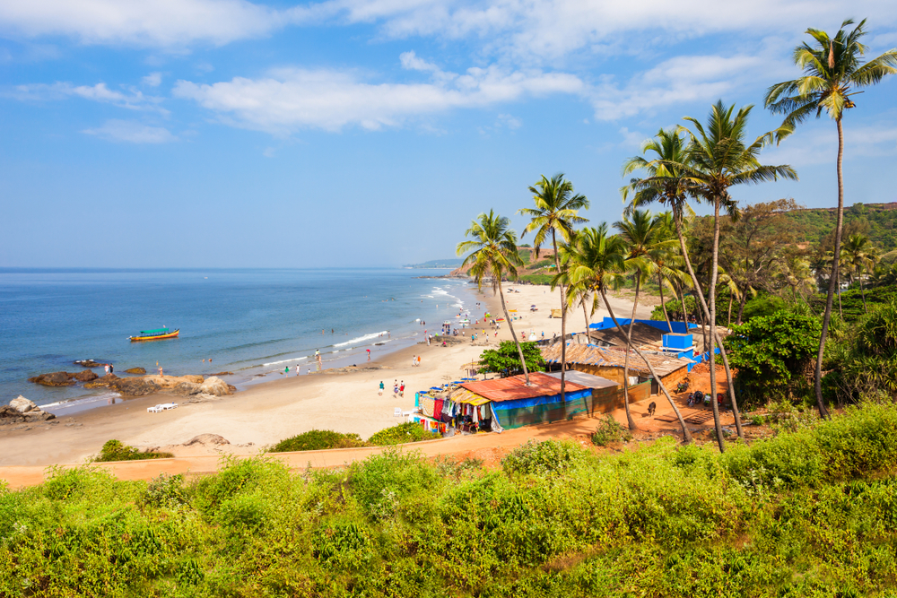 places to visit near goa within 300 km