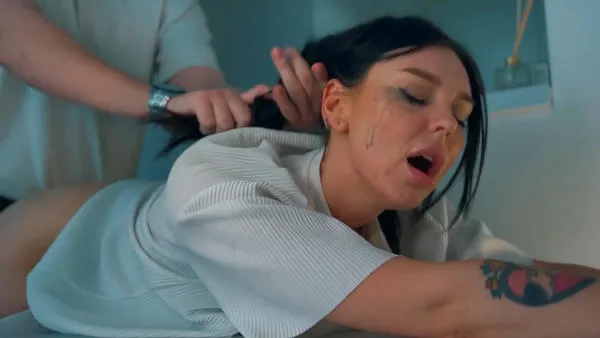 Sexy Stepsister Gets Fucked In The Kitchen