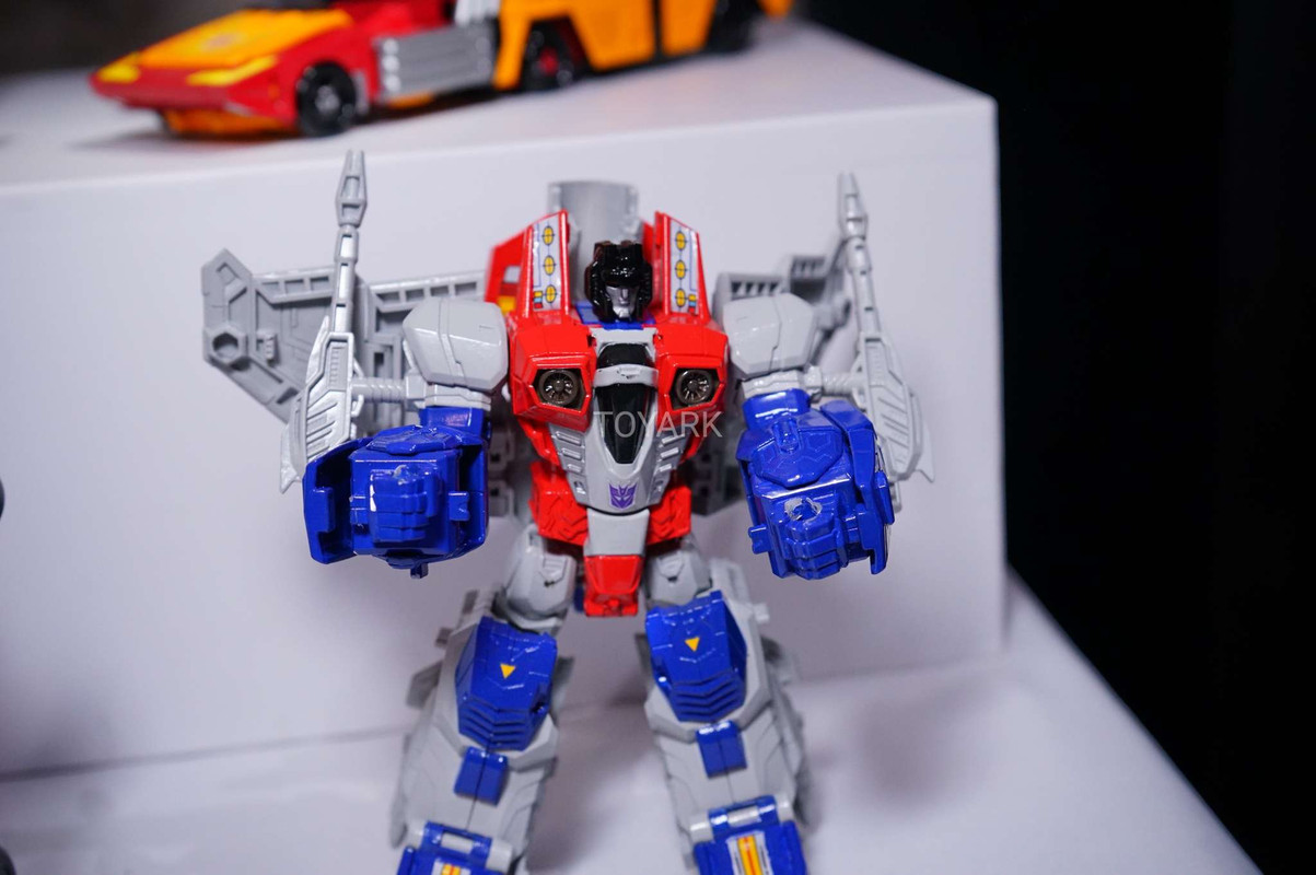 SDCC-2017-Hasbro-Transformers-Thurs-041