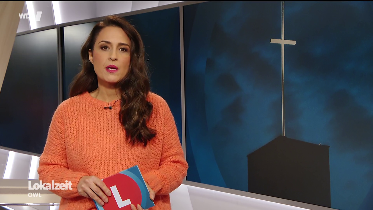 Nina Moghaddam WDR Lokalzeit OWL 11 03 2026 122X Caps 25