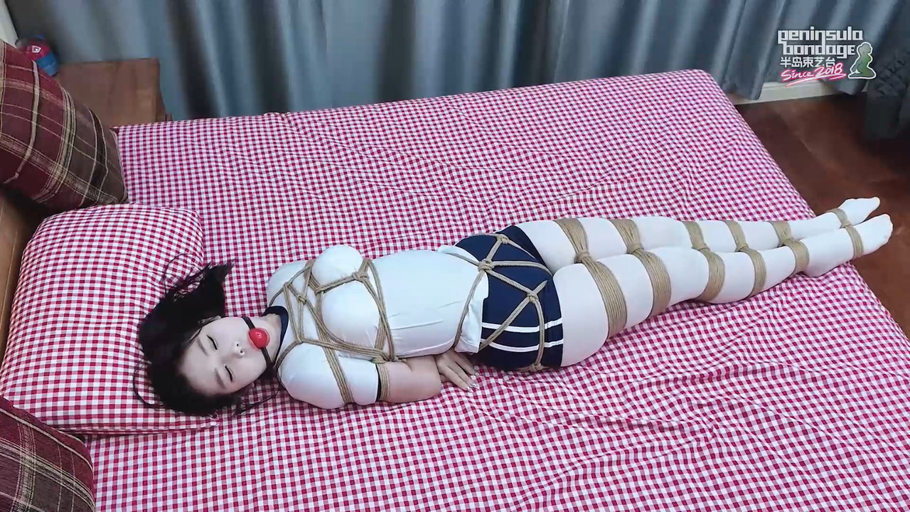 半岛束艺 2023春夏户外 废墟求生~ 缇娜.mp4_20240411_131146.699