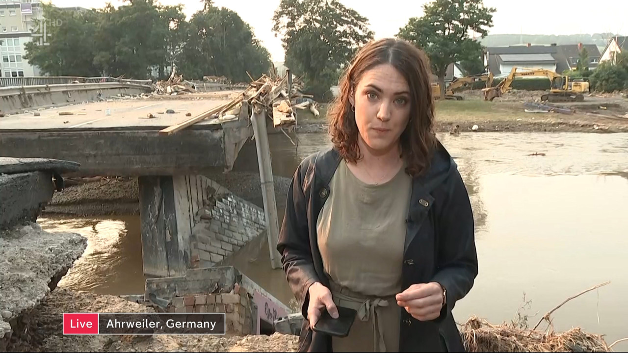 Channel 4 News_20210719_19002000.ts_snapshot_00.30.00.838